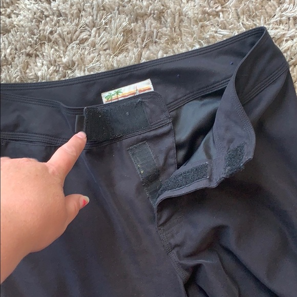 PATAGONIA Pataloha Black Capris - Picture 9 of 11